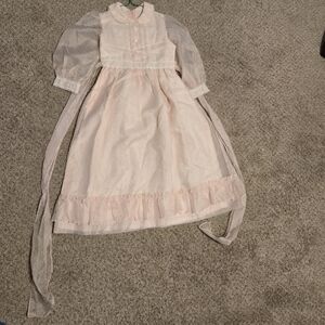 Delicate Light Pink Sheer Sleeve Vintage-Style Dress